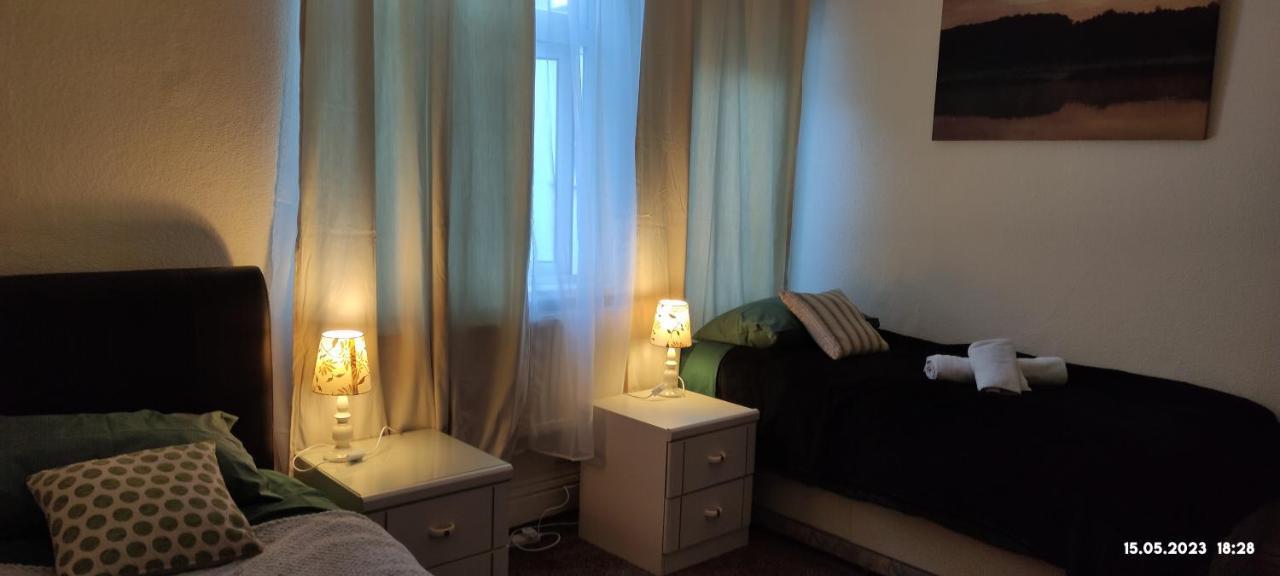 Bright Apartments ピーターバラ エクステリア 写真